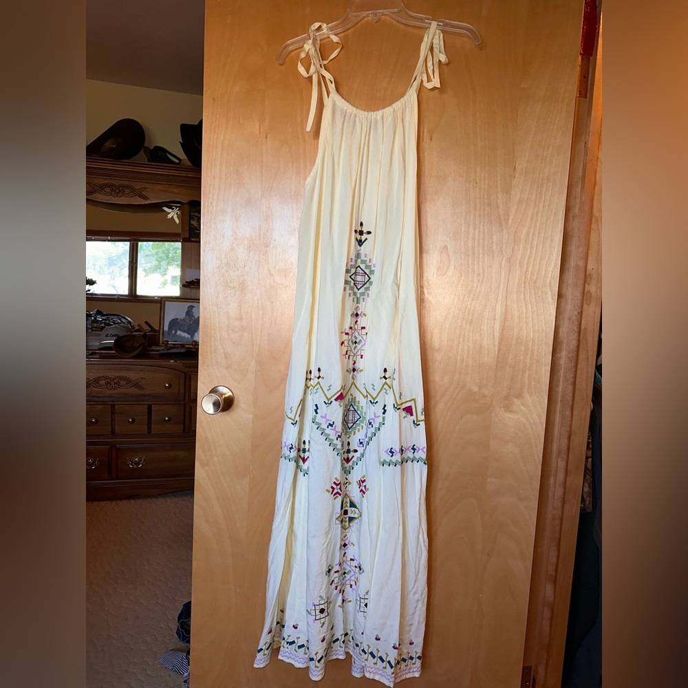 Super cute summer dress!